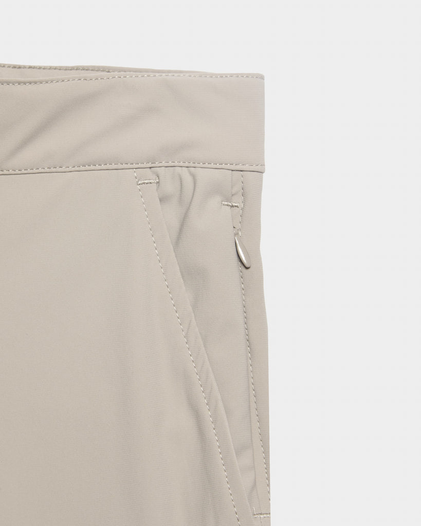 Fairway Performance Shorts - Beige Shorts Eight-X   